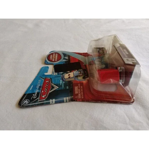 2010 Disney Pixar Cars Skyline Lenticular PIT CREW MEMBER GUIDO #34 New - Picture 7 of 10